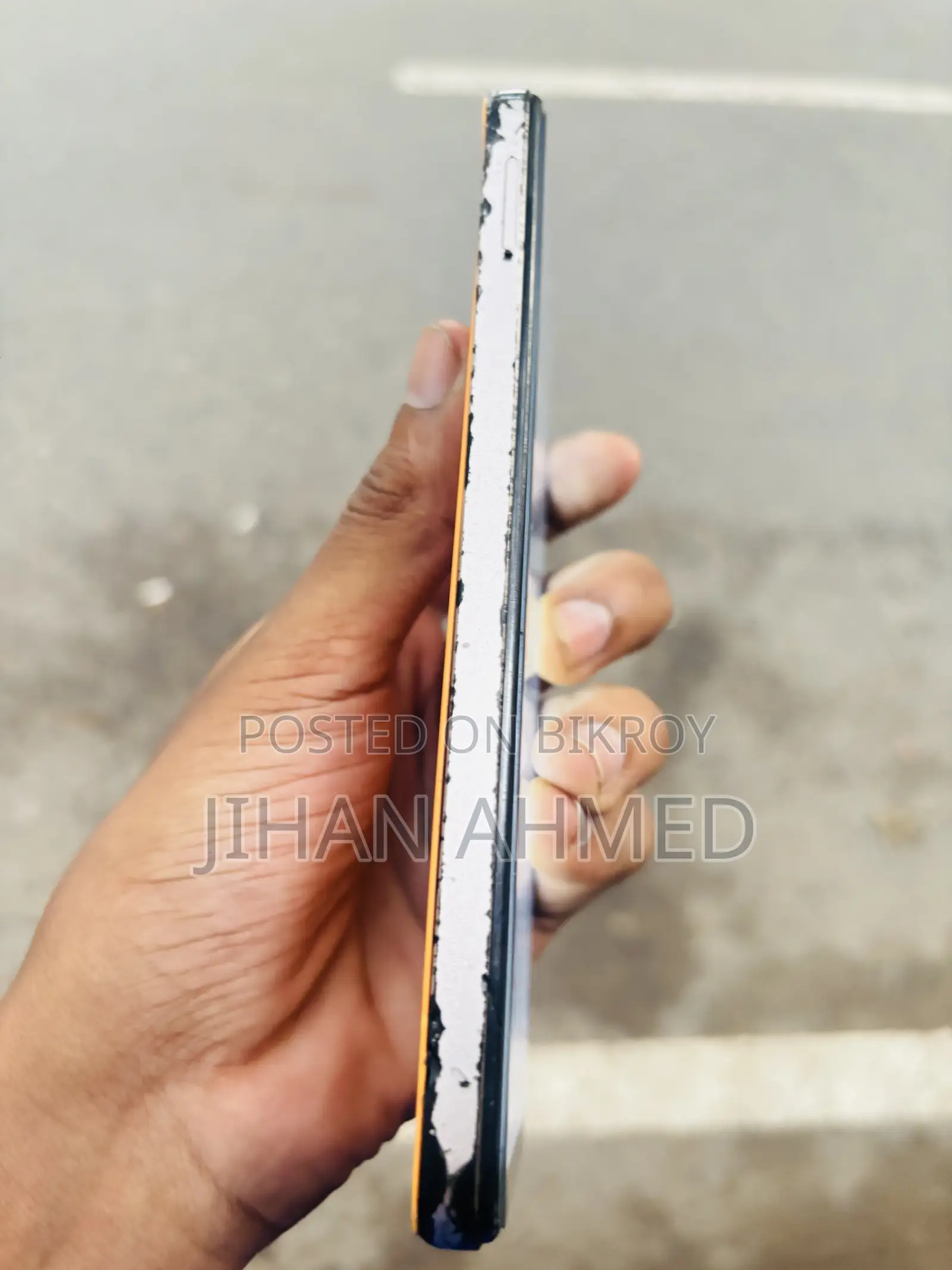 Infinix Hot 30i 128 GB Orange