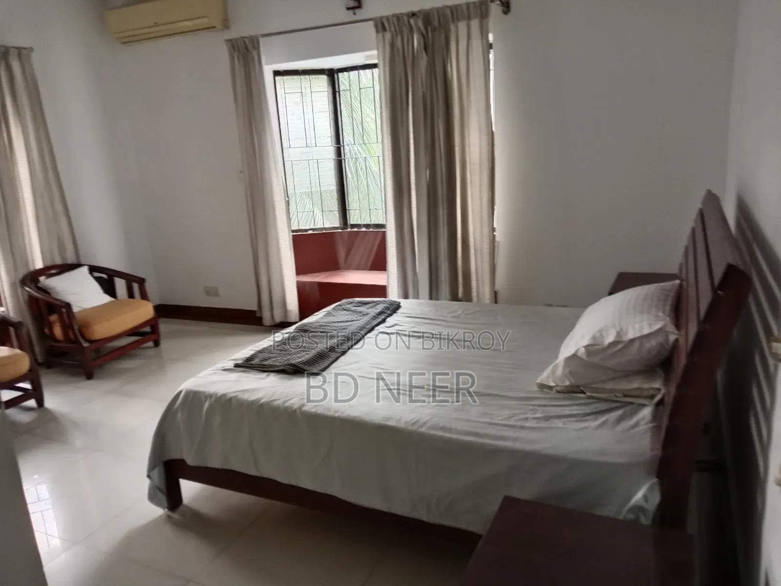 Furnished 4-Bedroom Apartment in Gulshan for rent