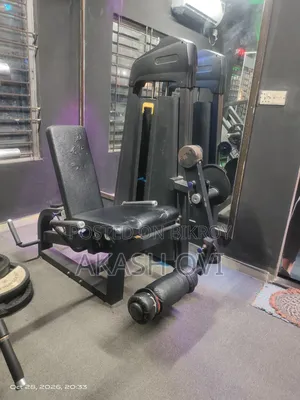 Leg Curl Machine