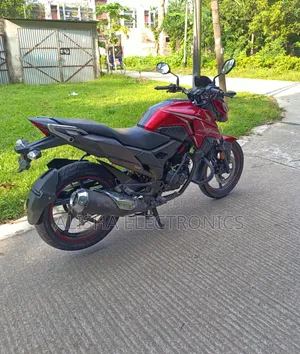 Honda X-Blade 160 2022 Red