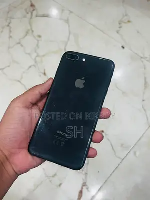 অ্যাপল আইফোন ৮ প্লাস ৬৪ জিবি ব্ল্যাক
