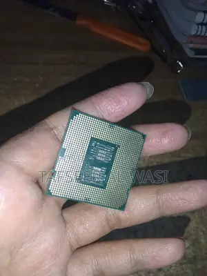 10th Gen Computer Processor I5-10400