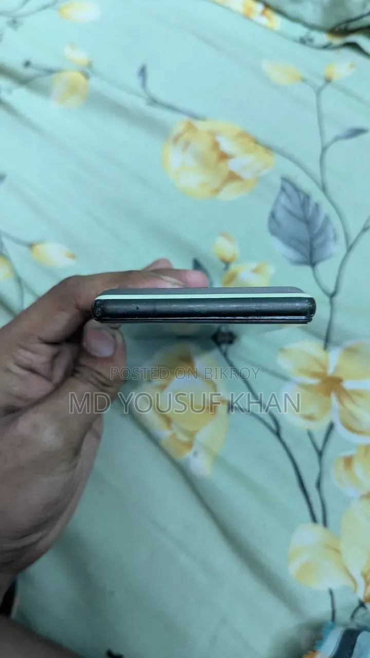গুগল পিক্সেল ৬ ১২৮ জিবি সাদা