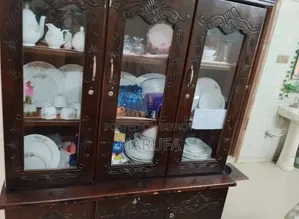 এটি ব্যবহারিত এটি কেবিনেট