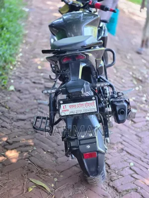 Hero Xtreme 125R 2025 Black