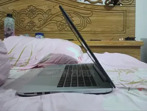 Laptop Asus X455LA 4GB Intel Core i3 SSHD+SSD 512GB