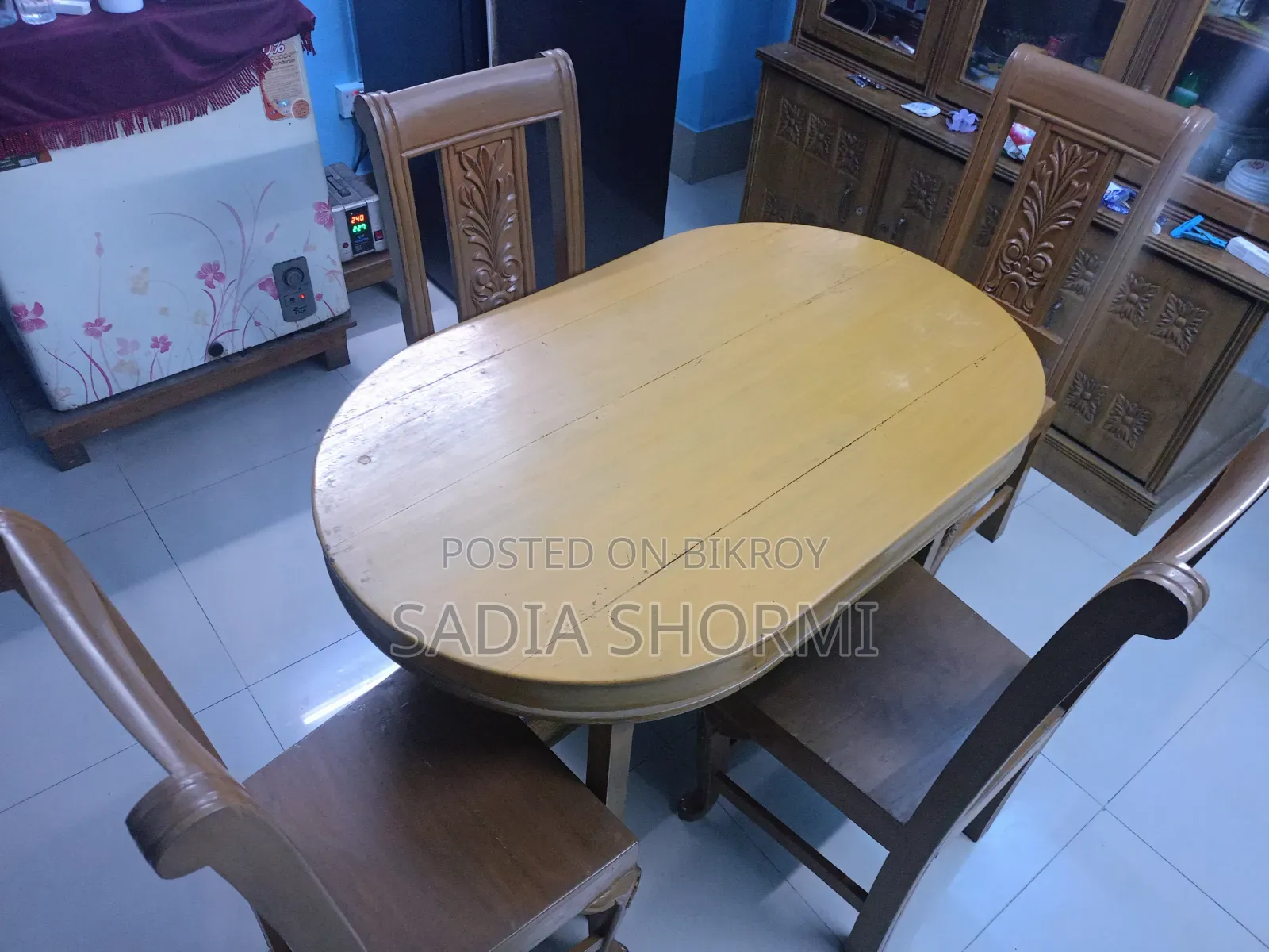 4 Seater Wooden Dining Table Set / 4 Seater Wooden Dining Table Set