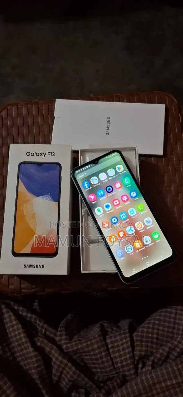 স্যামসাং গ্যালাক্সি এফ১৩ ৬৪ জিবি