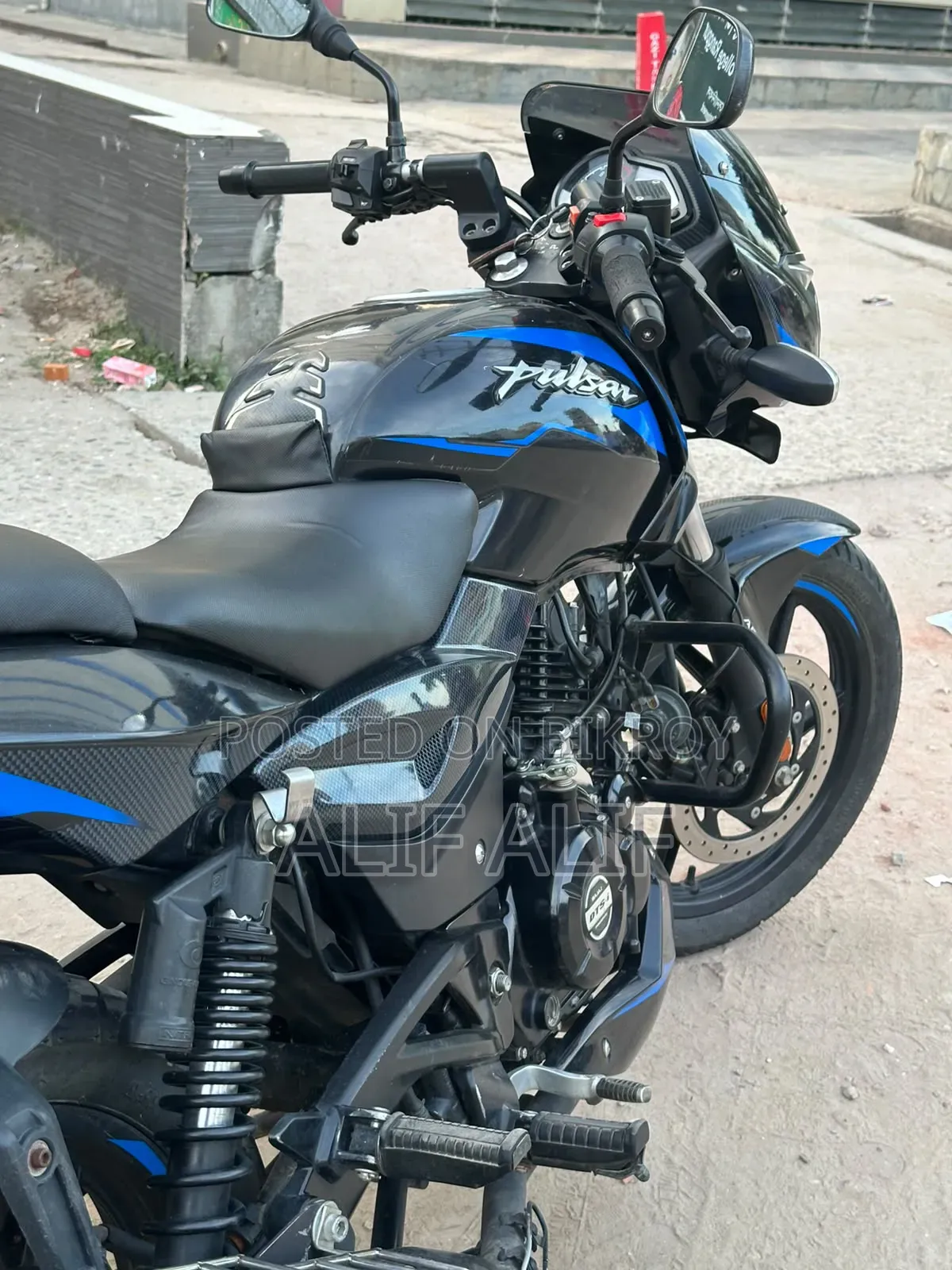 Bajaj Pulsar 150 2022 Blue