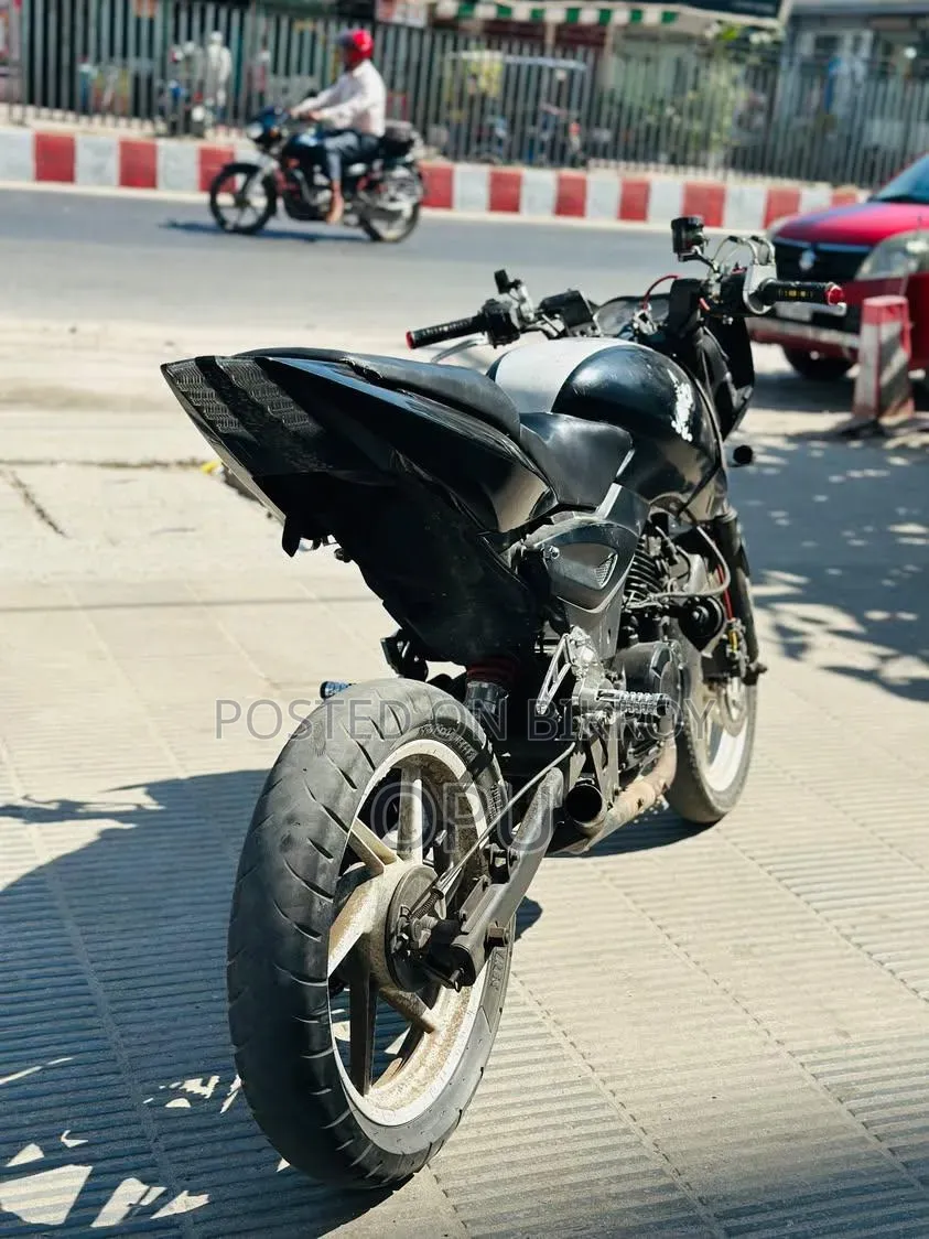 Bajaj Pulsar 180 2019 Black