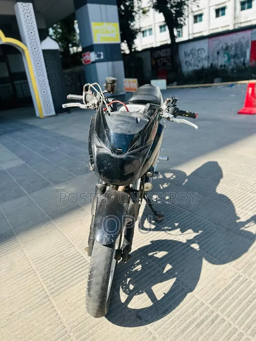 Bajaj Pulsar 180 2019 Black