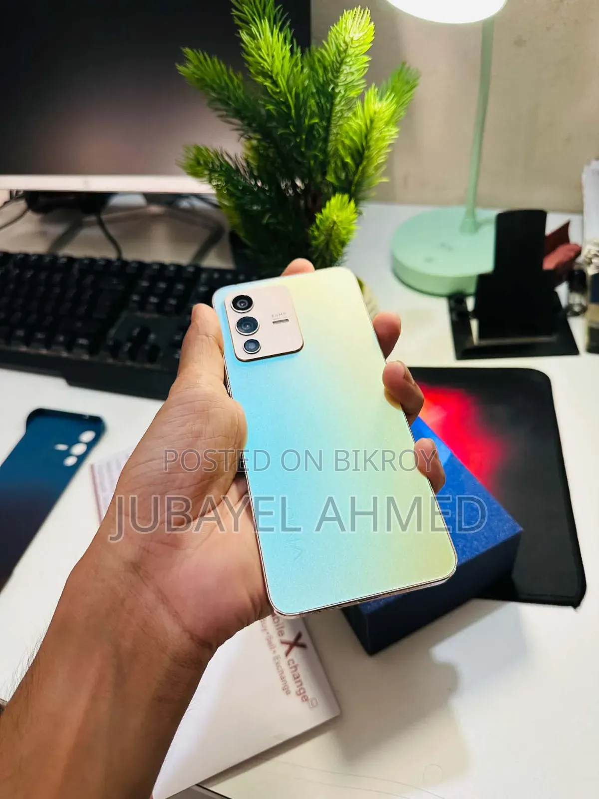 ভিভো ভি২৩ ১২৮ জিবি গোল্ড