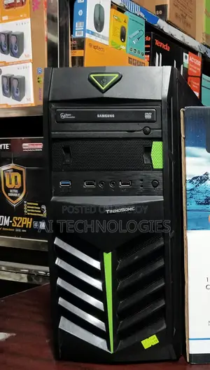 Desktop Computer MSI model 4GB Intel Core i7 HDD 500GB