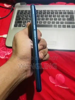 স্যামসাং গ্যালাক্সি এ১২ ৬৪ জিবি নীল
