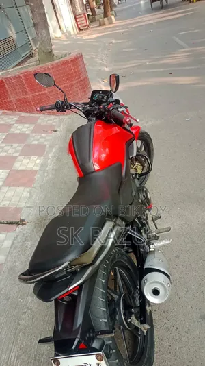 New TVS Raider 125 2022 Red