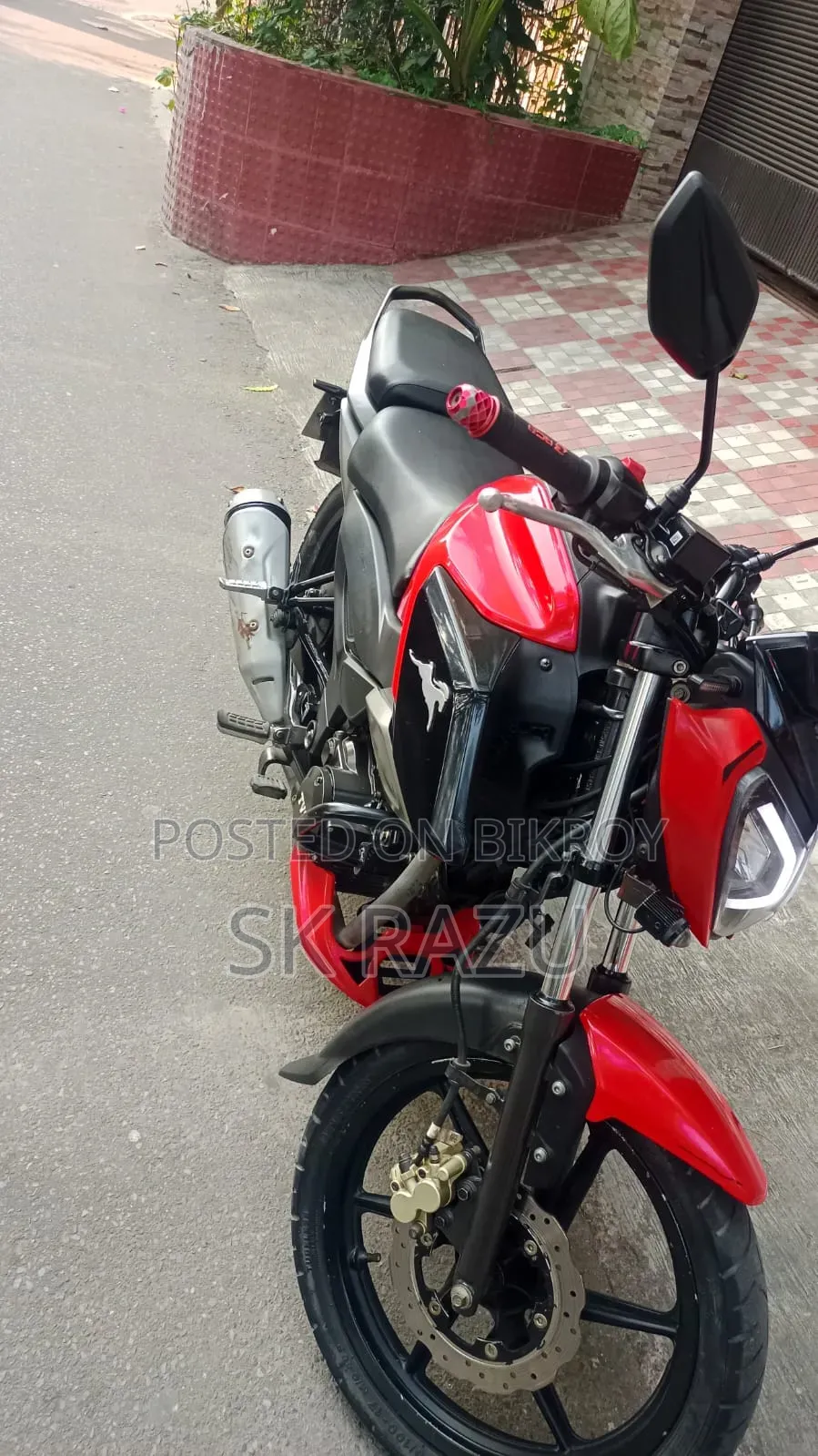 New TVS Raider 125 2022 Red