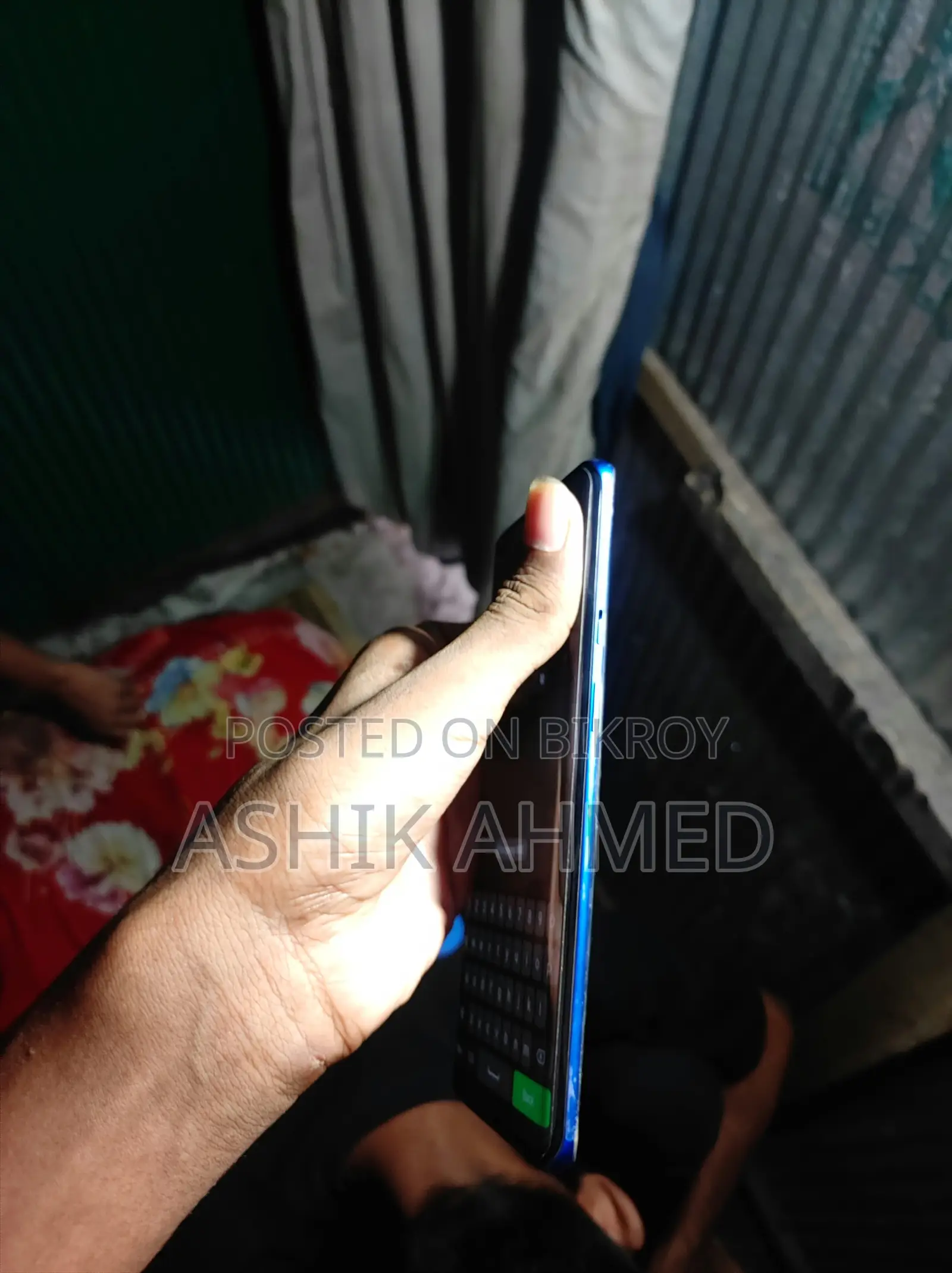 ওয়ানপ্লাস ৮ প্রো ১২৮ জিবি নীল
