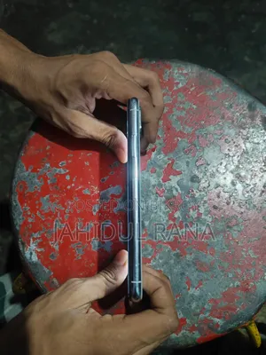 অ্যাপল আইফোন এক্স ৬৪ জিবি সাদা