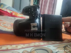CANON 250 D CAMERA With All Accessories