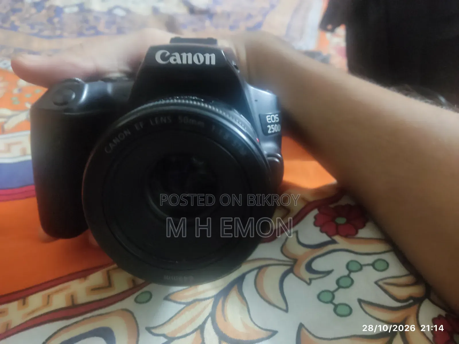 CANON 250 D CAMERA With All Accessories