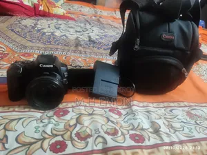 CANON 250 D CAMERA With All Accessories