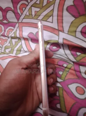 অ্যাপল আইফোন ৬এস প্লাস ৬৪ জিবি গোল্ড