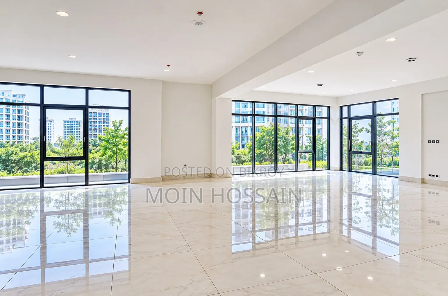5-Storey Commercial and Shop for Rent on Main Road in Dhaka Uddan