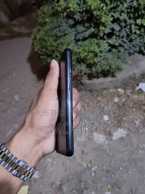 স্যামসাং গ্যালাক্সি এস২১ ৫জি ২৫৬ জিবি কালো