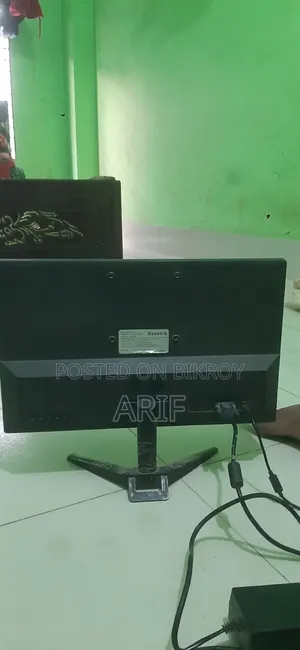 হালকা দাগ আছে ভালো করে দেখে নিবেন