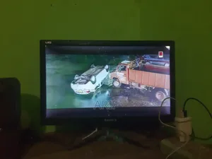 হালকা দাগ আছে ভালো করে দেখে নিবেন