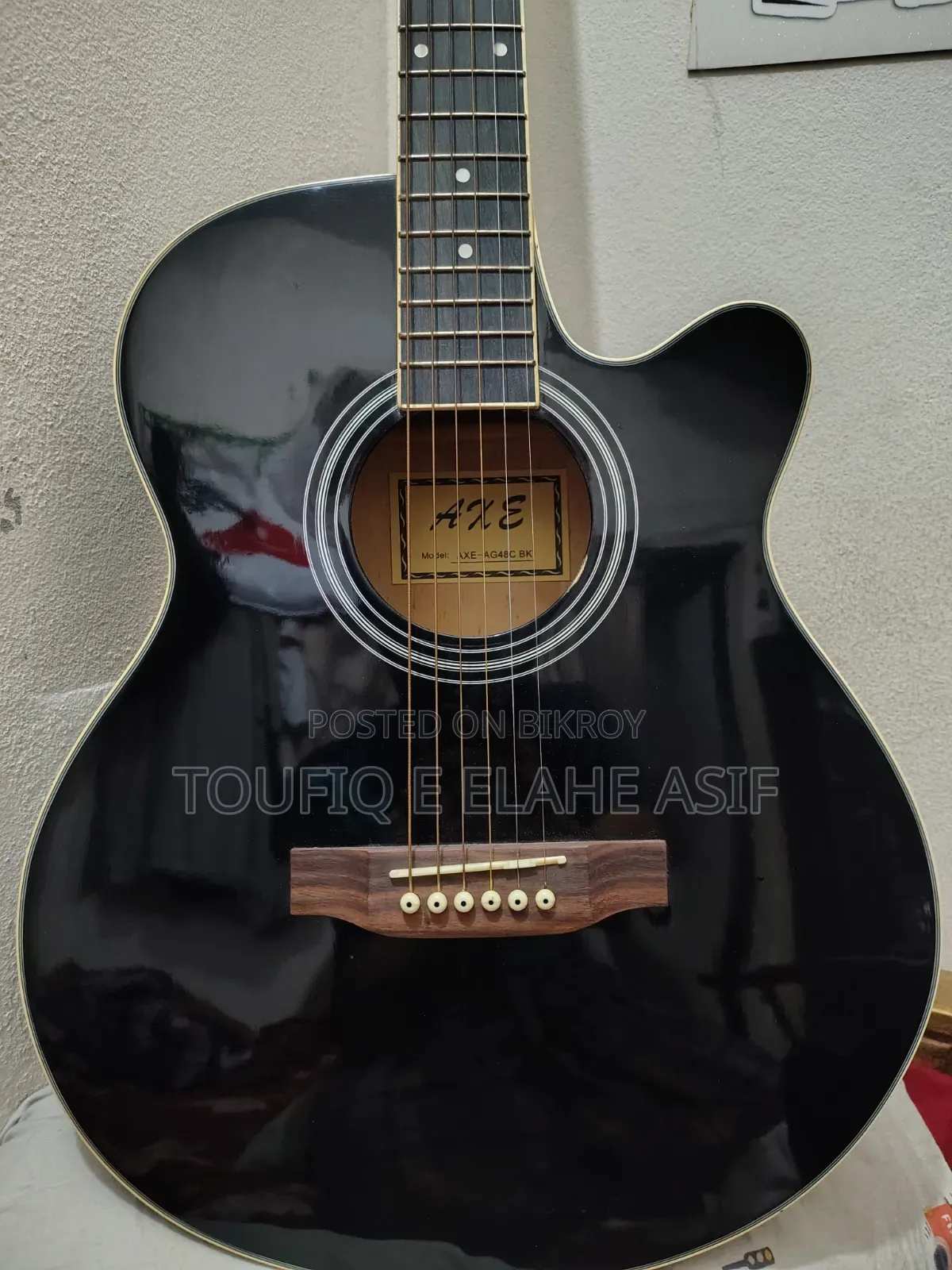 Axe-Ag48c Bk
