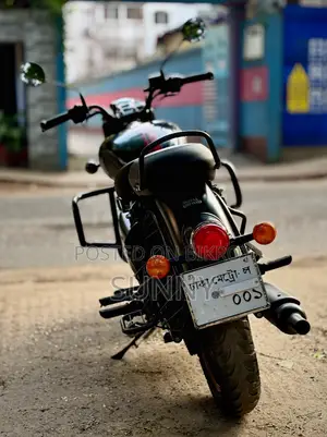Royal Enfield Classic 350 2025 Black