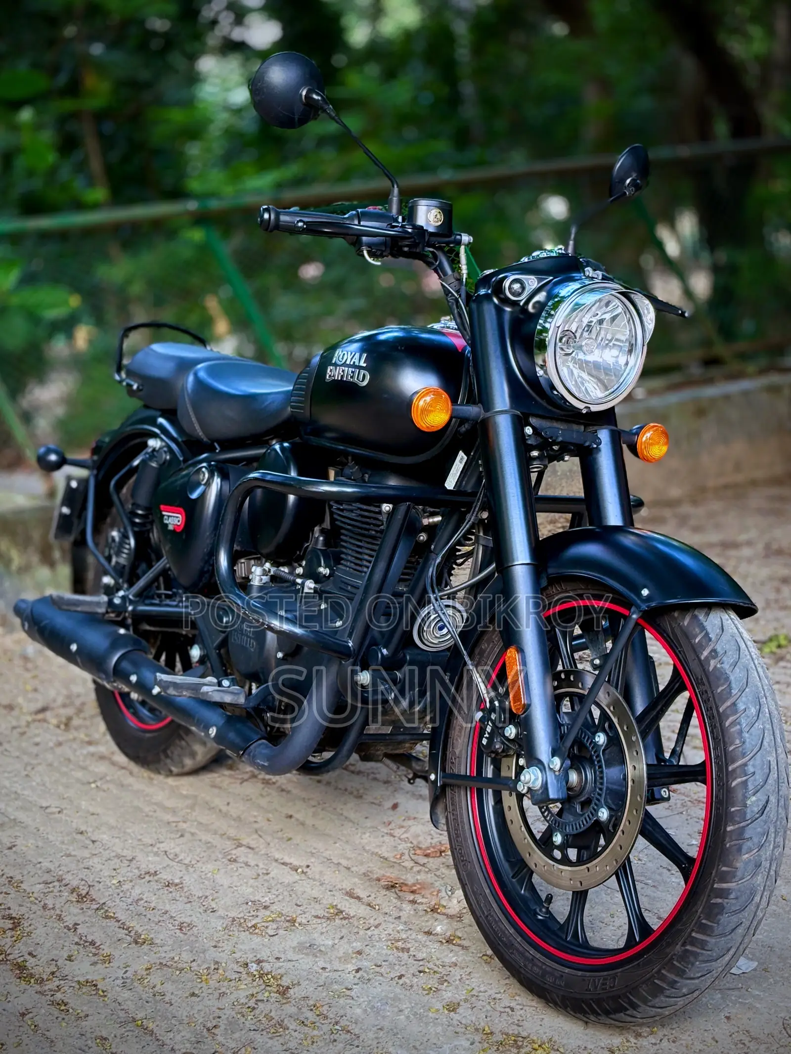 Royal Enfield Classic 350 2025 Black