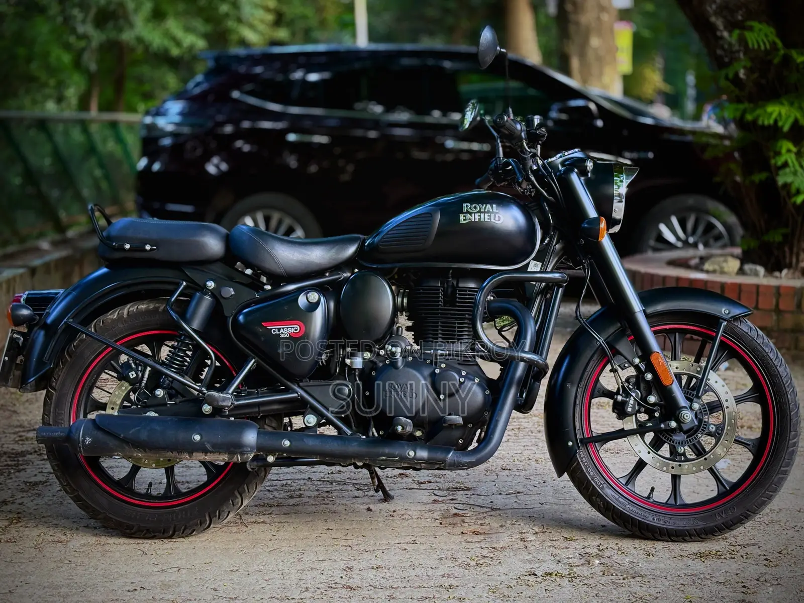 Royal Enfield Classic 350 2025 Black