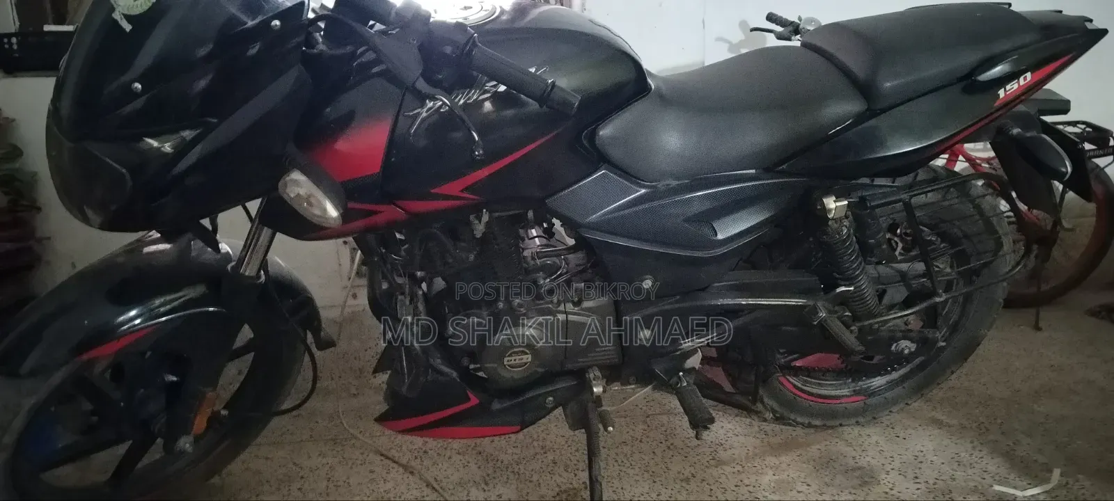 Bajaj Pulsar 150 2021 Red