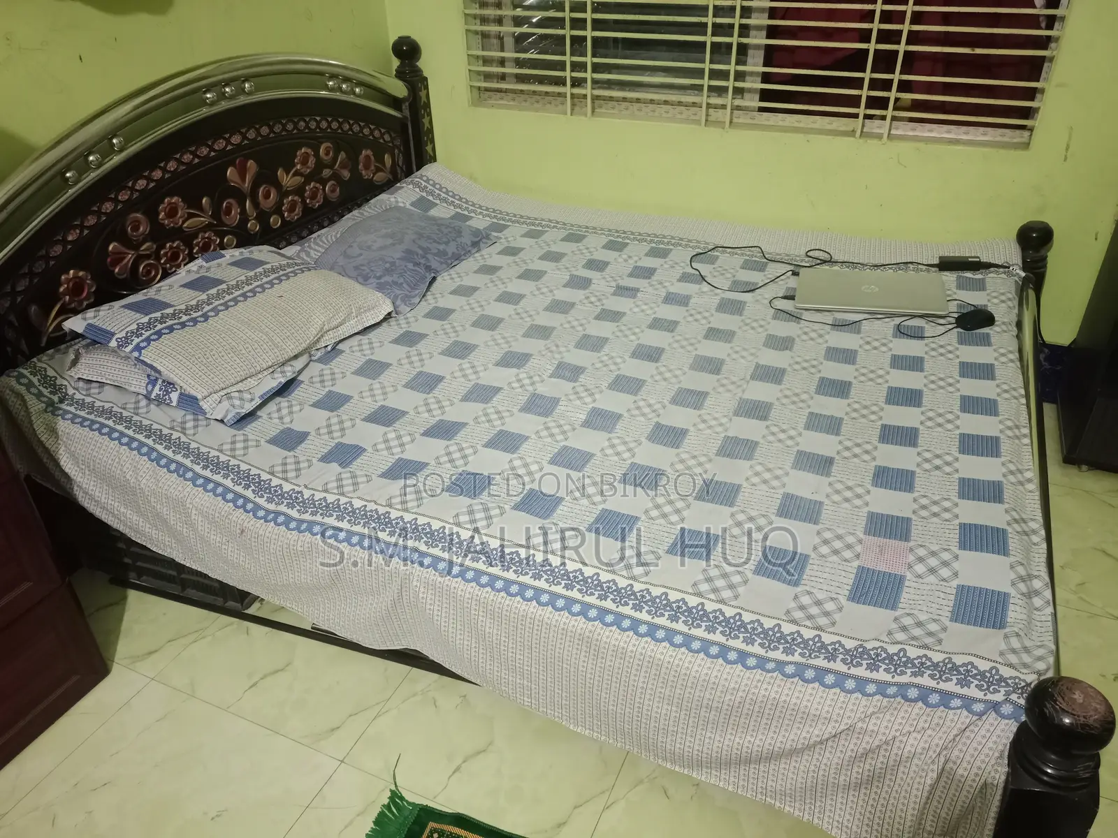 Bed, Family Size