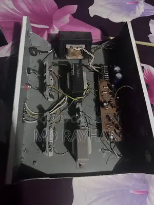 মাইক অ্যামপ্লিফায়ার