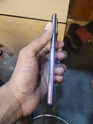 Vivo V20 128 GB Gray