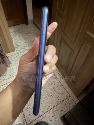 Xiaomi Pocophone F1 ১২৮ জিবি নীল