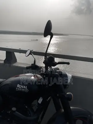 রয়েল মোটরসাইকেল ২০২৫ কালো