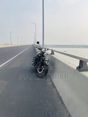 রয়েল মোটরসাইকেল ২০২৫ কালো