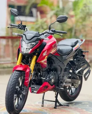 Honda Hornet 2024 Red