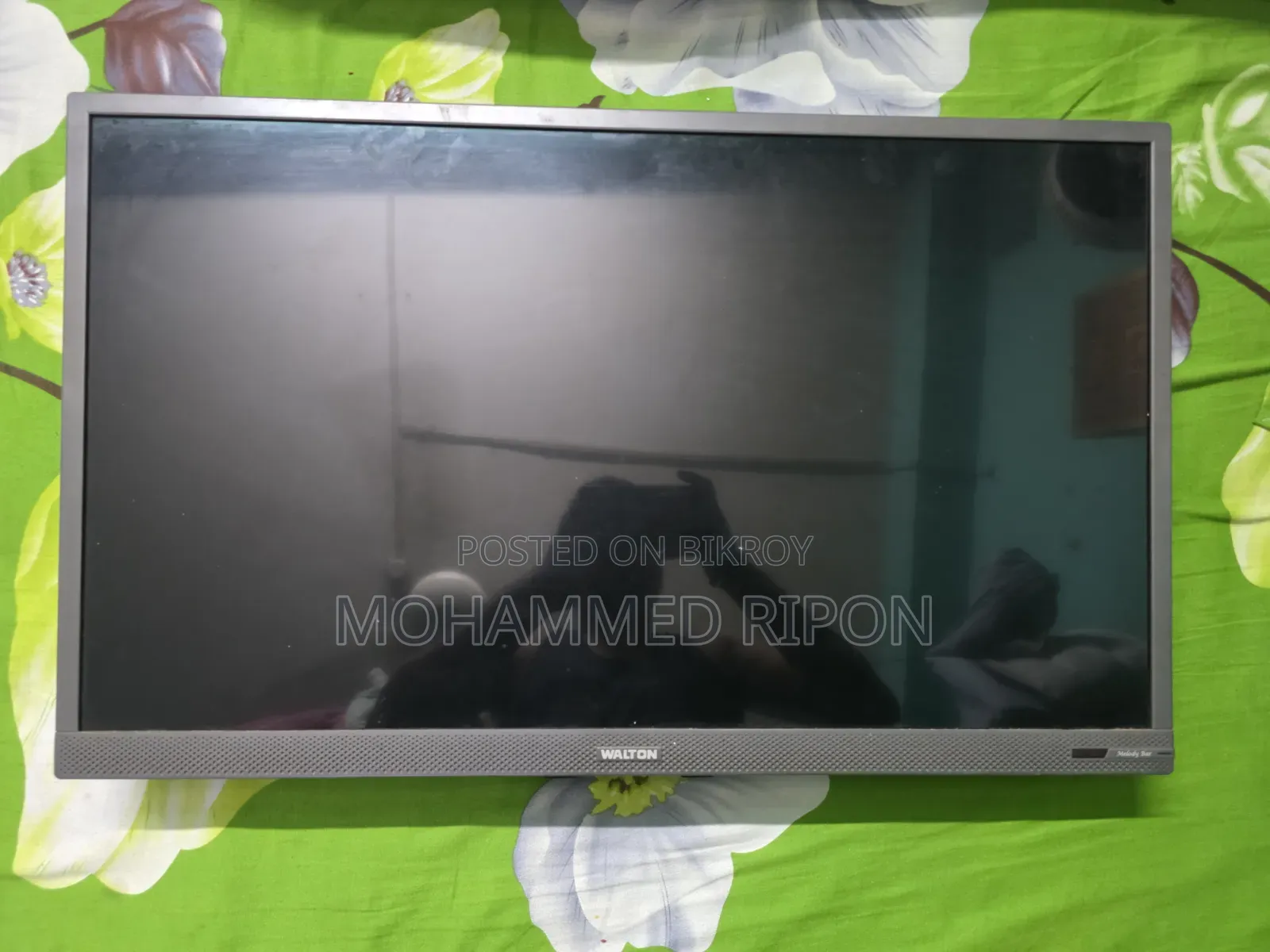 Walton 32" TV