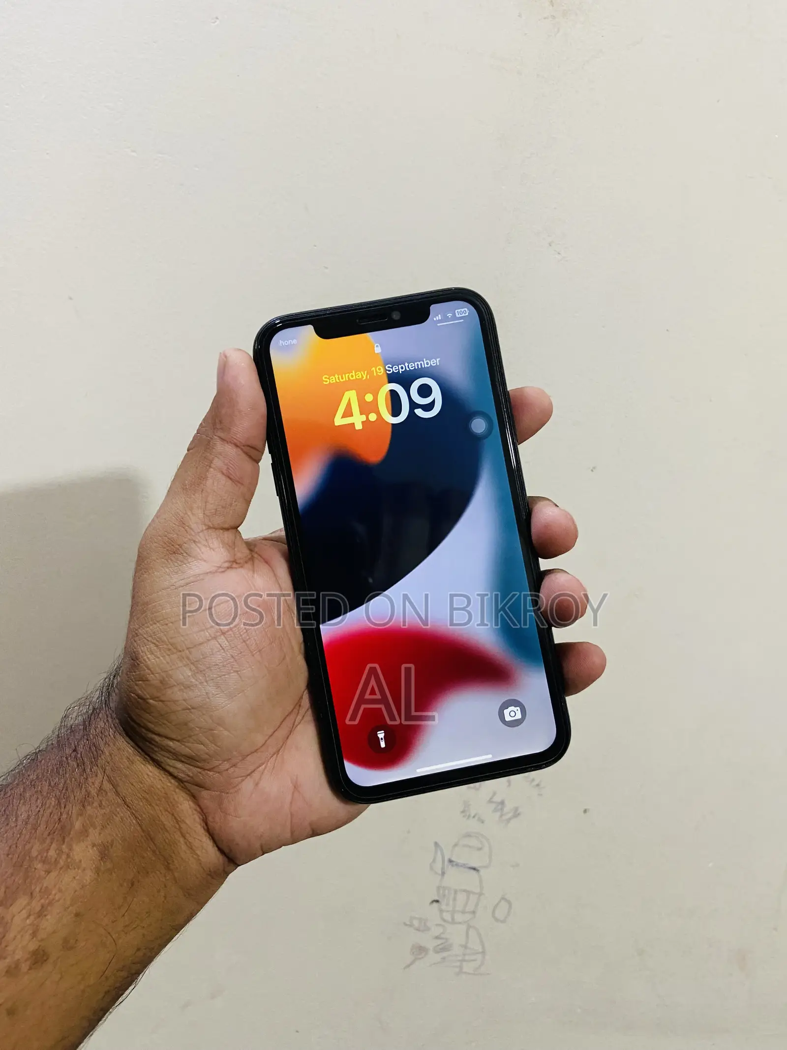 অ্যাপল আইফোন এক্সআর ২৫৬ জিবি ব্ল্যাক
