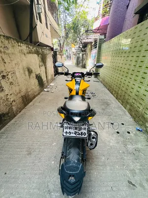 New Suzuki Gixxer 2024 Yellow