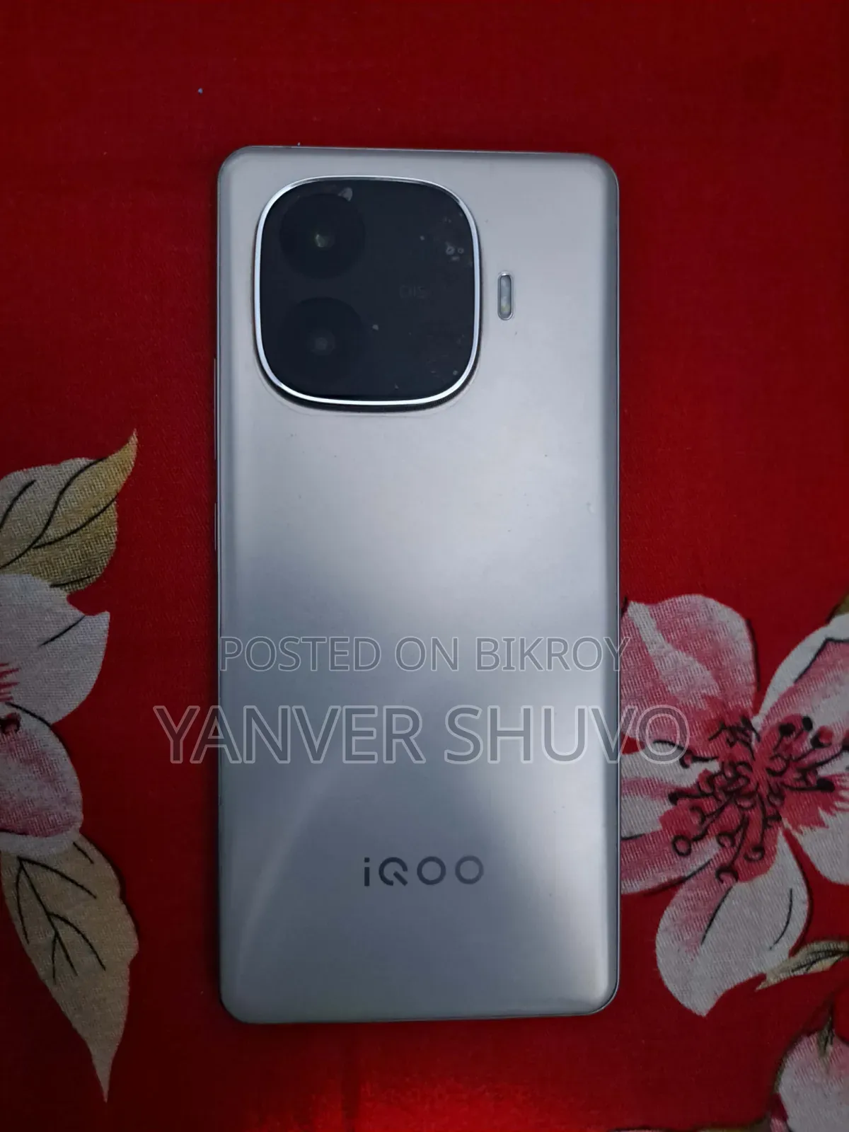 iQOO Z10 256 GB Silver