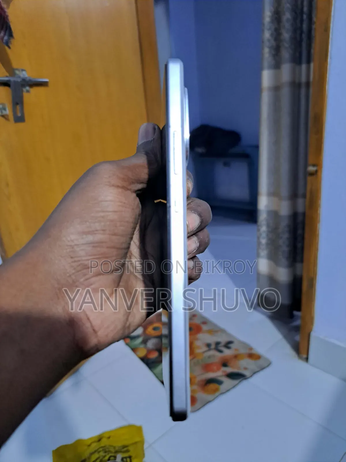 iQOO Z10 256 GB Silver
