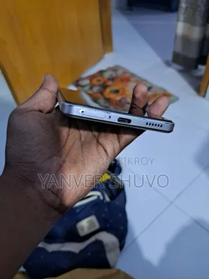 iQOO Z10 256 GB Silver