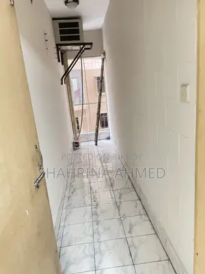 3 Bedroom Block of Flats in Lake City Concord, for rent