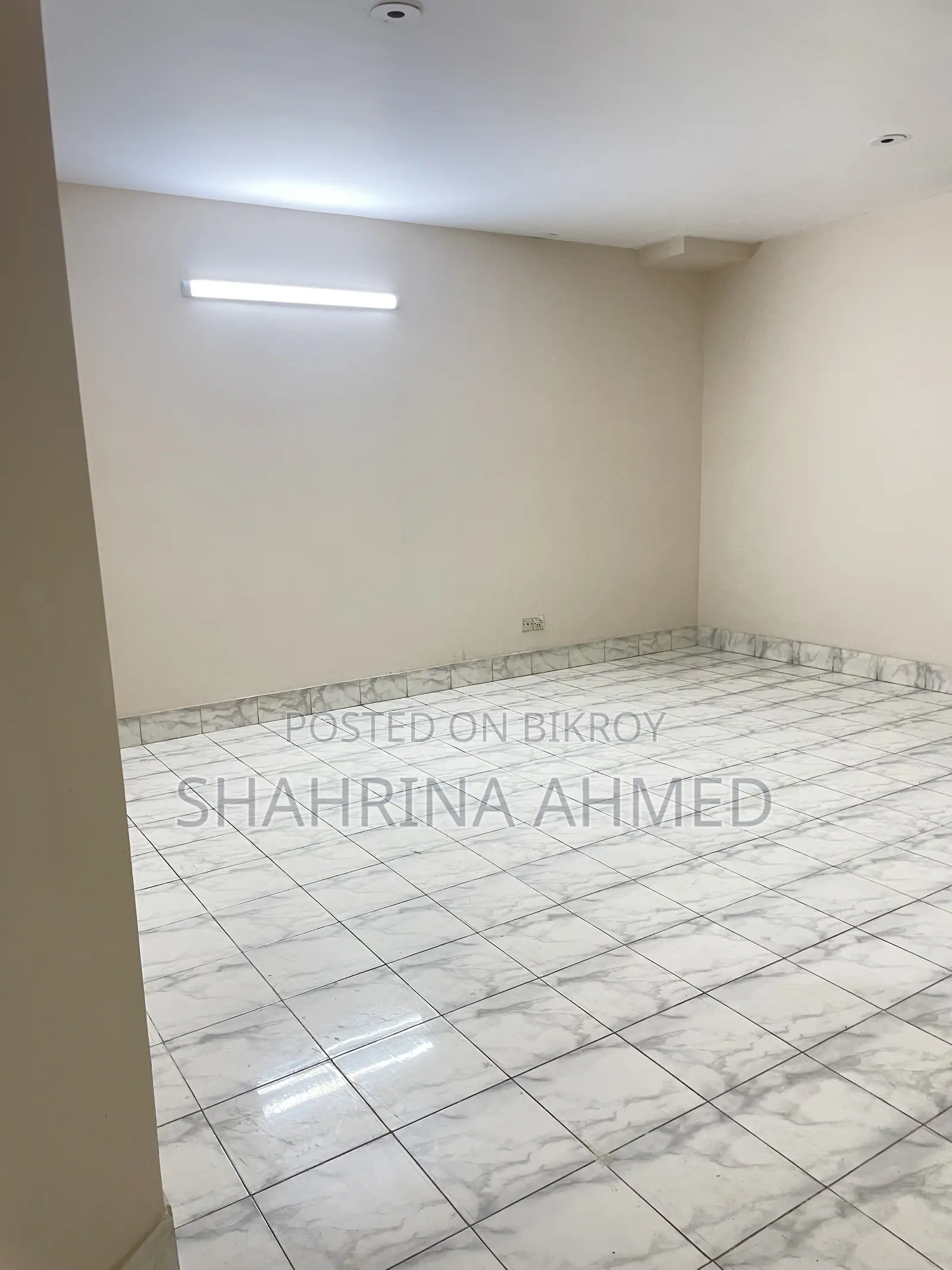 3 Bedroom Block of Flats in Lake City Concord, for rent